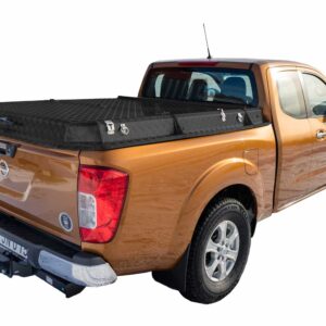Almecolocket Svart Nissan Navara King Cab 2017