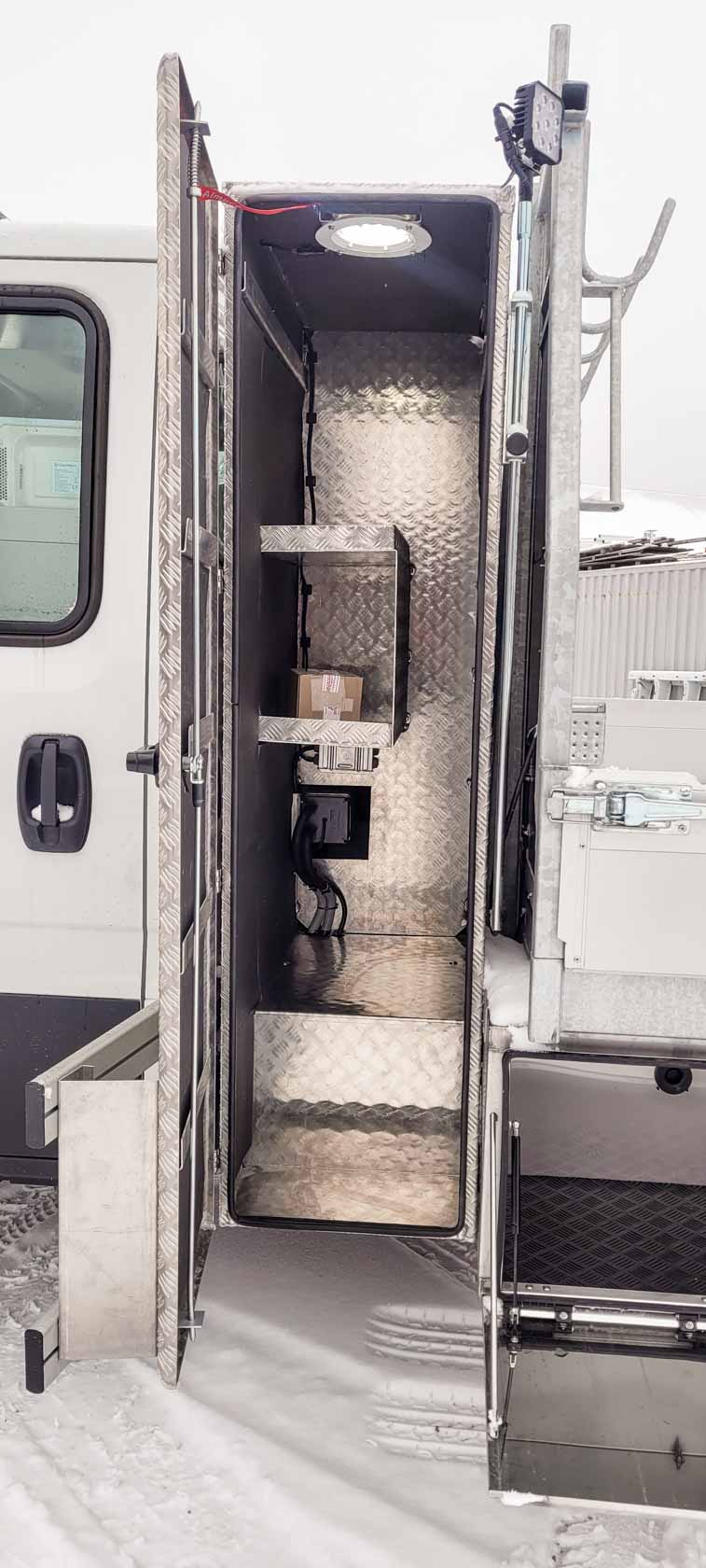 Iveco Daily 70 Palfinger PC 2700 Luleå Energi.